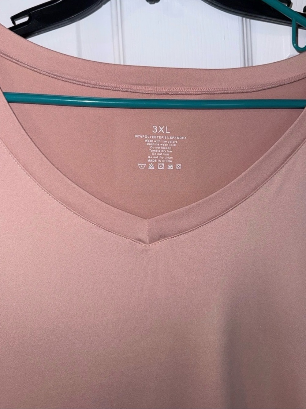V-Neck Oversized Tee bundle - Picture 9 of 10